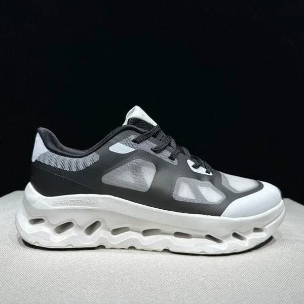 Lightweight Sport Shoes for Men and Women, Breathable Sneakers with Shock Absorbing Sole Casual fashion sneakers