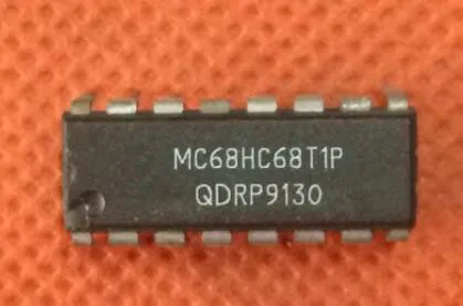 MC68HC68T1P   DIP16