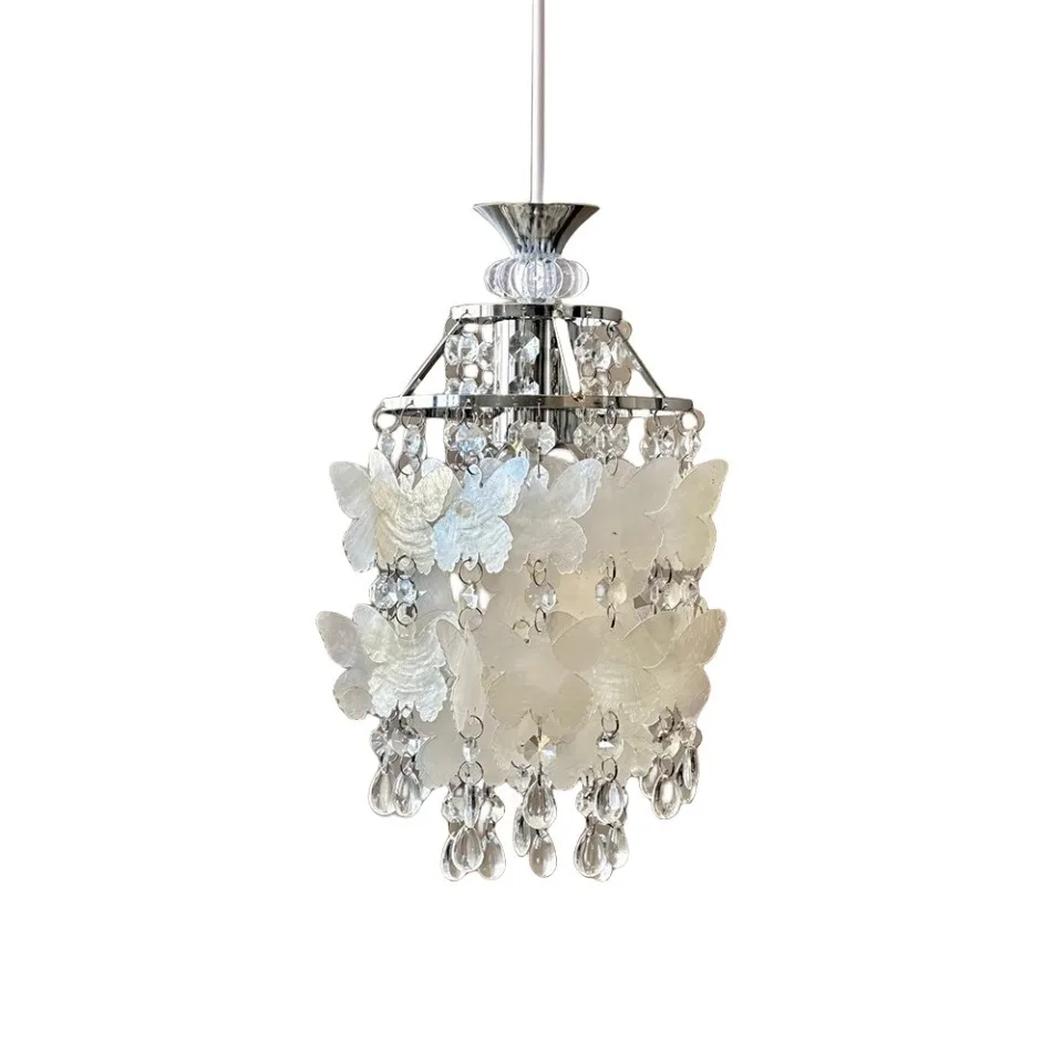 French cream style shell aisle entrance bar girl crystal chandelier