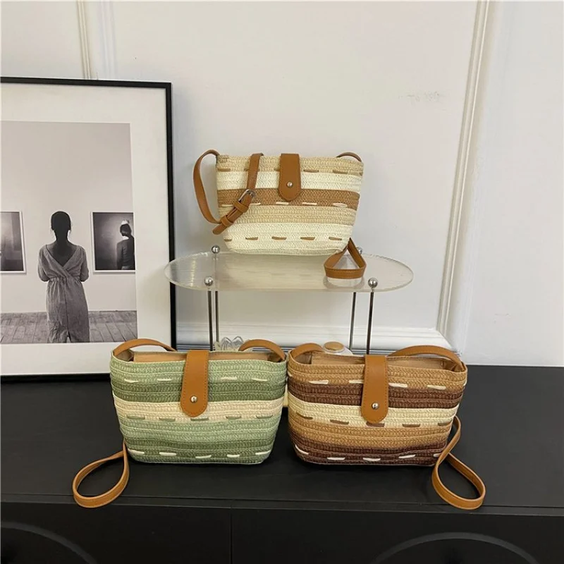 حقيبة يد جلدية عصرية أنيقة لعام 2025 ذات علامة تجارية فاخرة للسيدات مصممة شهيرة كلاسيكية شعبية بسيطة ​