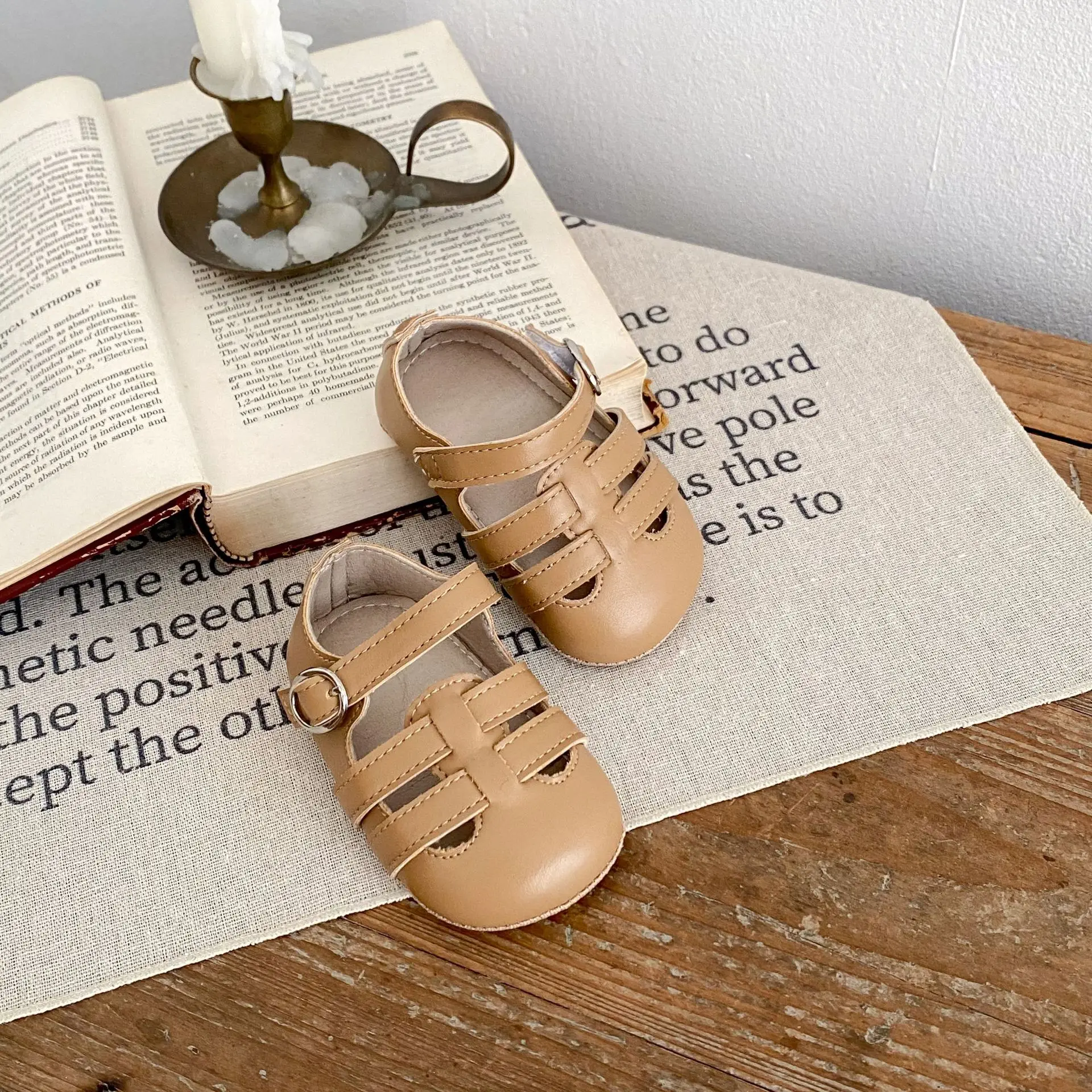 2025 Summer Baby Girl Sandals Flat Strap Semi-Open Design Breathable Non-Slip Soft Sole Comfortable 0-18 Months​