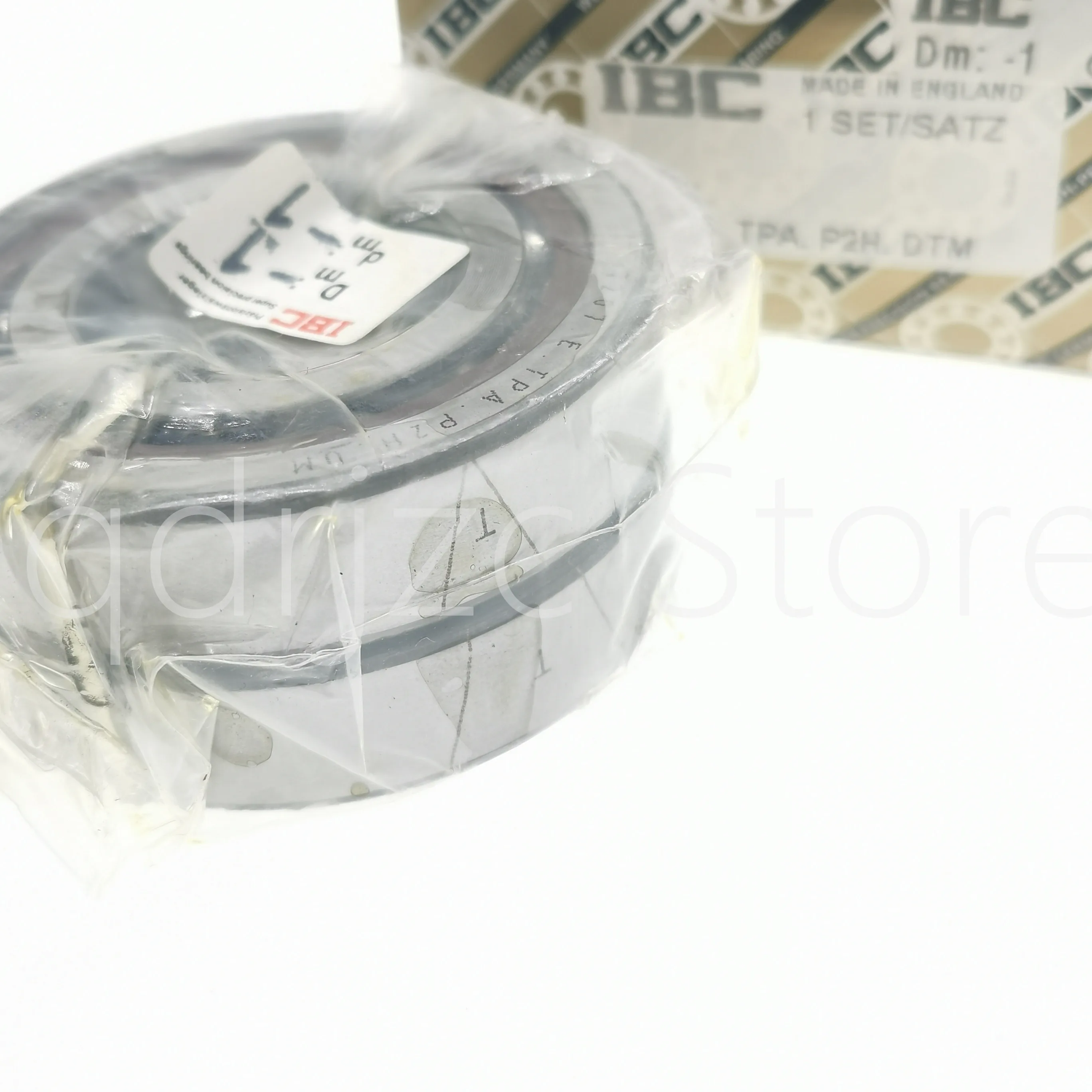 Ultra-Precision combined angular contact ball bearing 7207-E-TPA-P2H-DTM