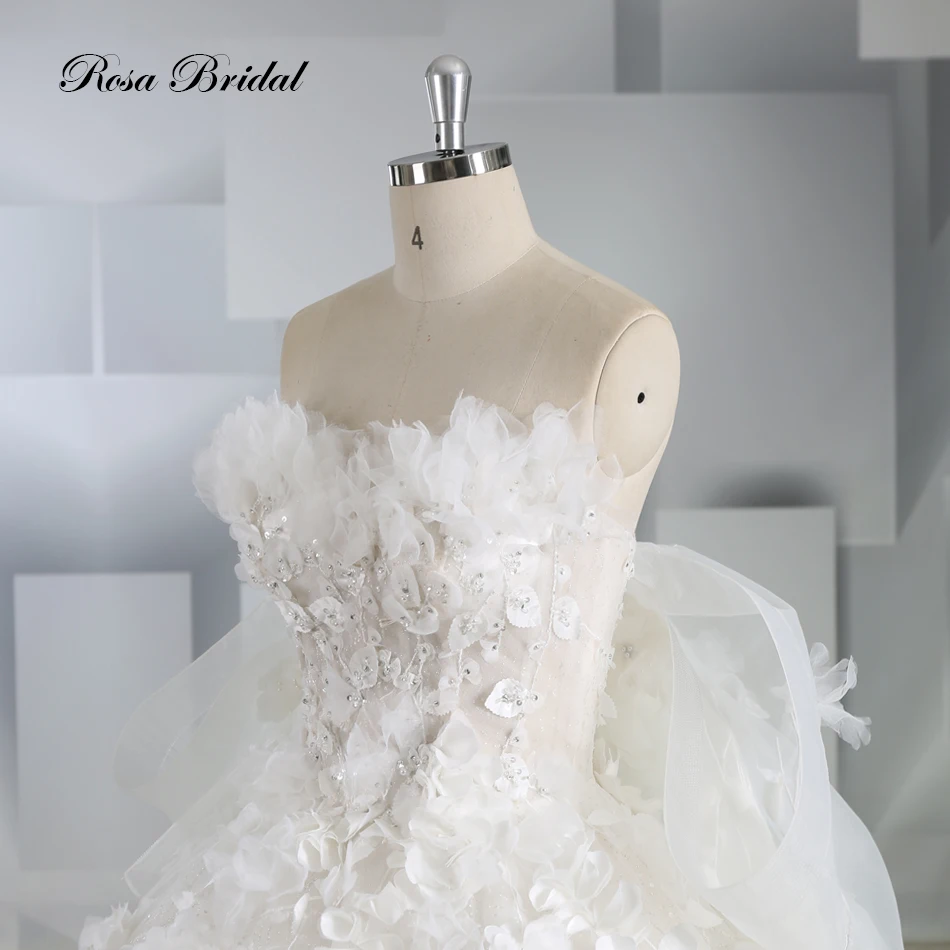 Romantic Strapless 3D Flower Lace Beaded Wedding Dress