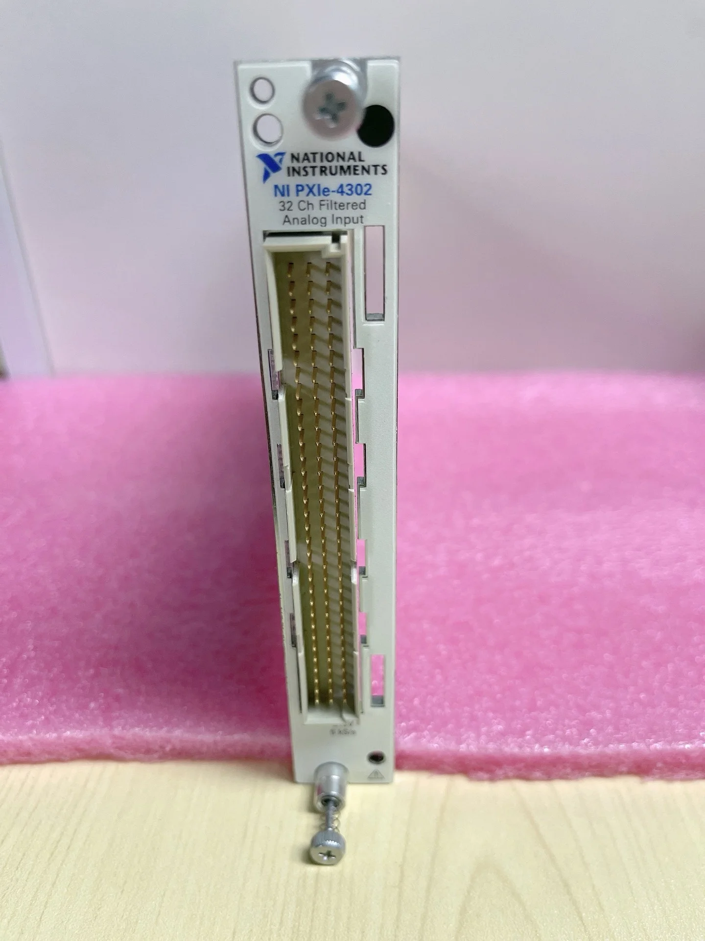 American NI PXIE-4302 32-channel Filter Analog Input Module, Original