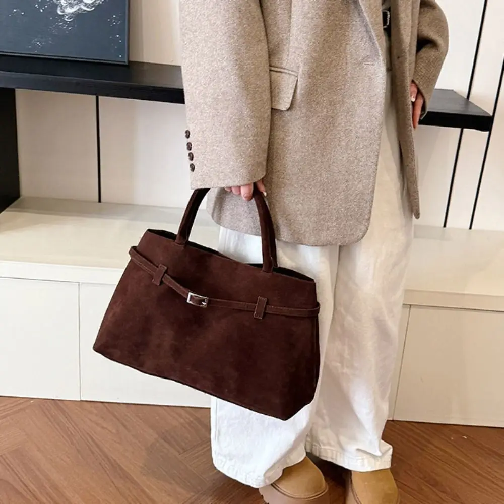 حقيبة كتف كاجوال من جلد الغزال على الطراز الكوري بلون سادة من جلد البولي يوريثان غير اللامع حقيبة يد من البولي يوريثان على الطراز العرقي حقيبة حمل تحت الإبط للسفر