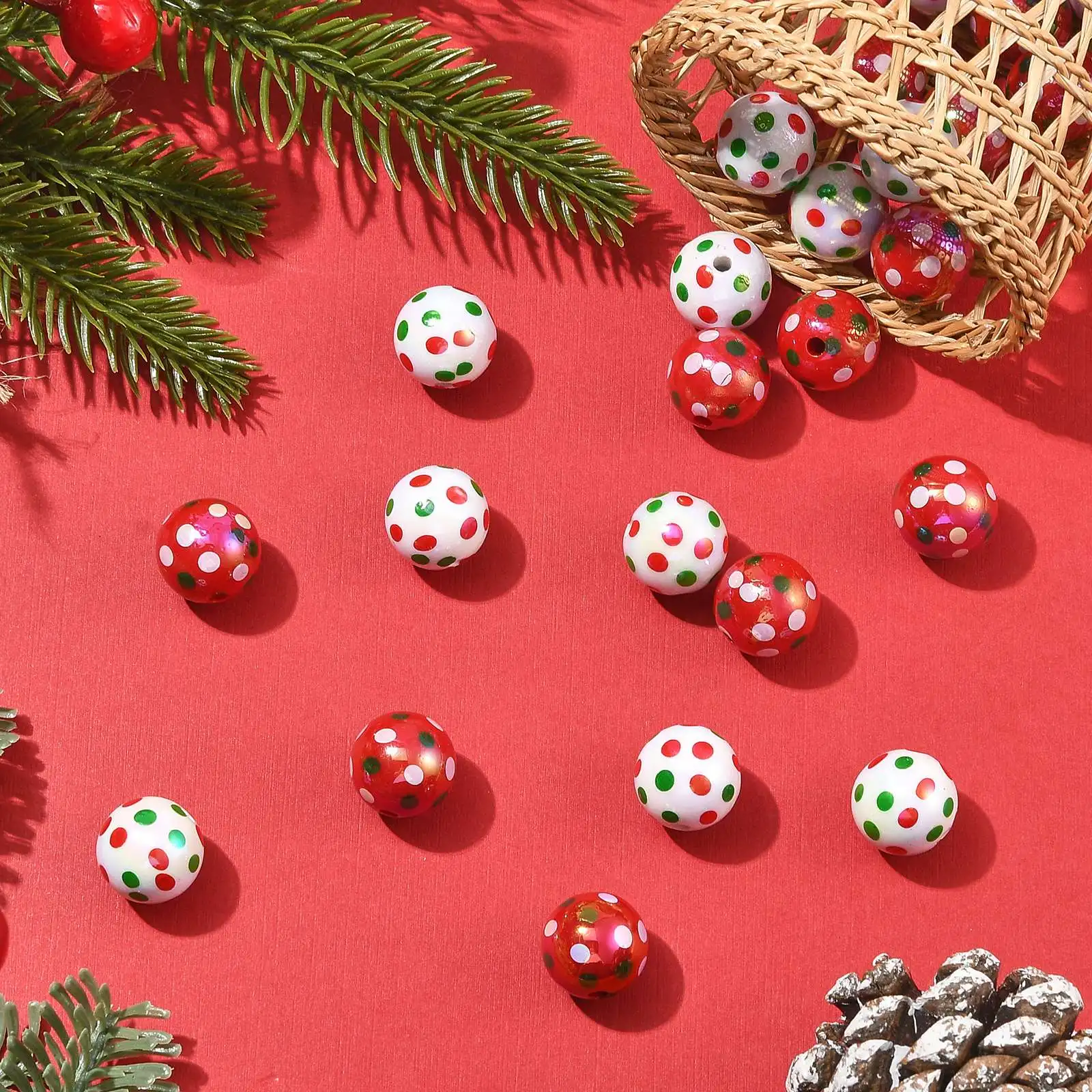 PandaHall 30 Stück UV-beschichtete, schillernde Acryl-Weihnachtsperlen, rund, gepunktet, mehrfarbig, 16 mm, für DIY-Schmuckherstellung – Detail 3