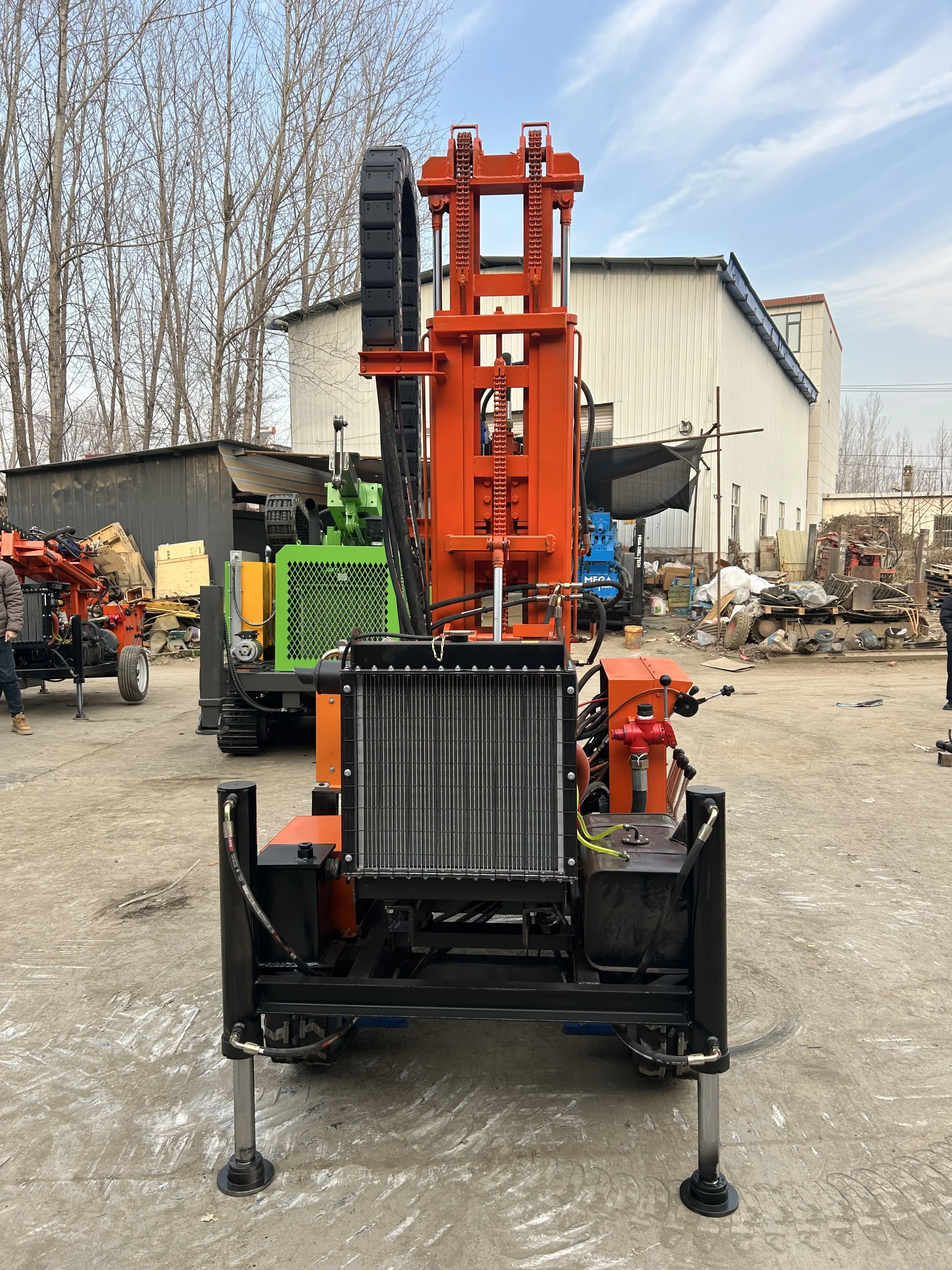 HR-200C 200m Crawler Mounted DTH Water Well Drilling Rig Machines Rotary Drill Rig with Pump Motor Engine Core Components