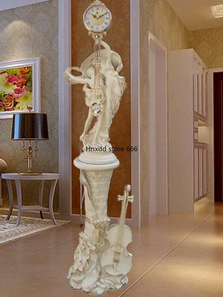 Sala Europeia Relógio Chão