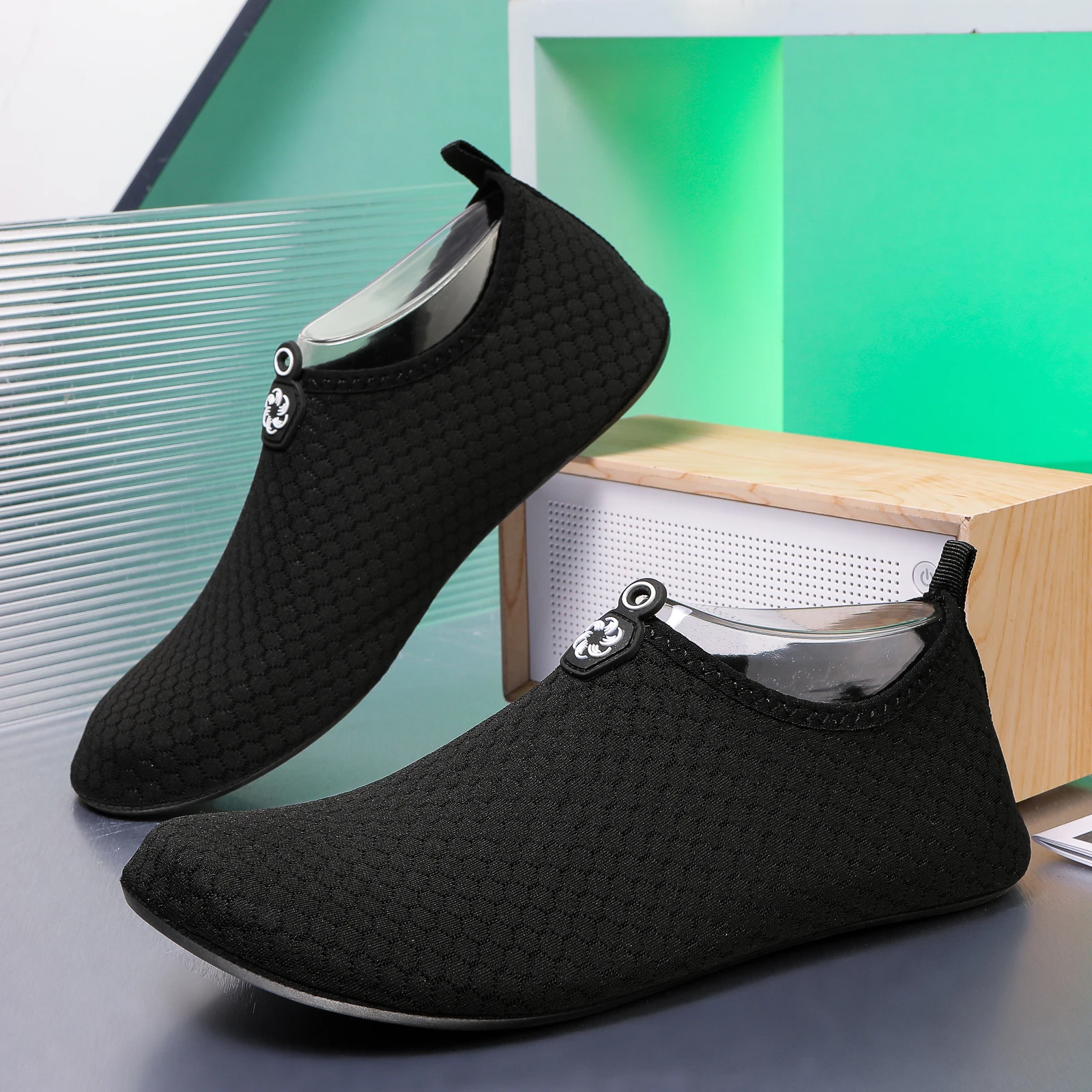 

Black Thin Sole Water Shoes Breathable Quick Dry Non Slip Barefoot Aqua Shoes Light Beach Surf Diving Outdoor Sports Footwear