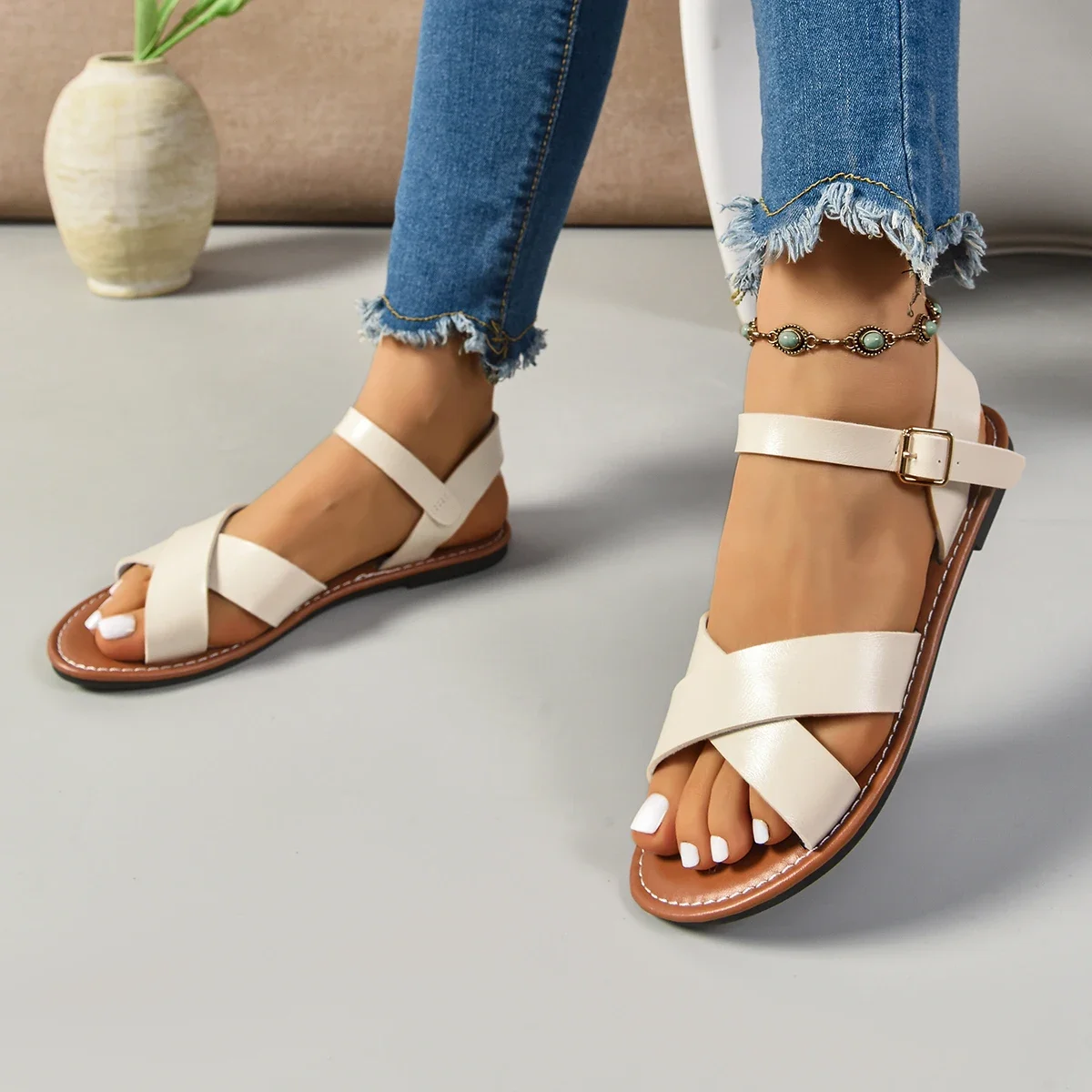2026 Neue Leder-Römersandalen für Damen, Sommer, Weiche Sohle, Lässige Flache Sandalen in Braun, Bequeme Damenschuhe – Detail 7