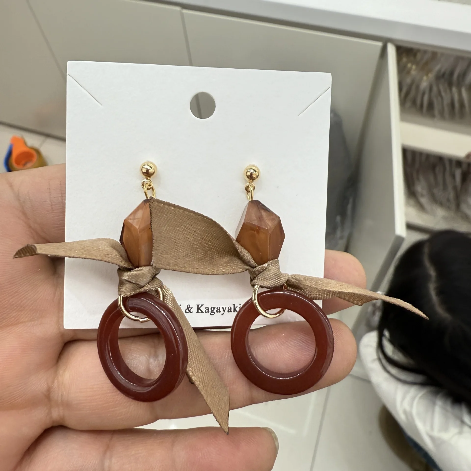 Autumn and winter temperament personalized acrylic flannel bow studs retro exaggerated earrings