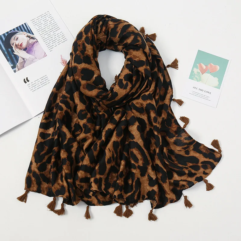 Leopard Print Scarf for Women Large Shawls Design Hijab Echarpe Print Tassel Scarves Lady Beach Stole Muffler Foulard Pareo