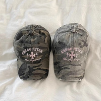 2025 Retro old cross-stitch camouflage baseball cap for men and women matching face small new casual soft top Sun baseball cap