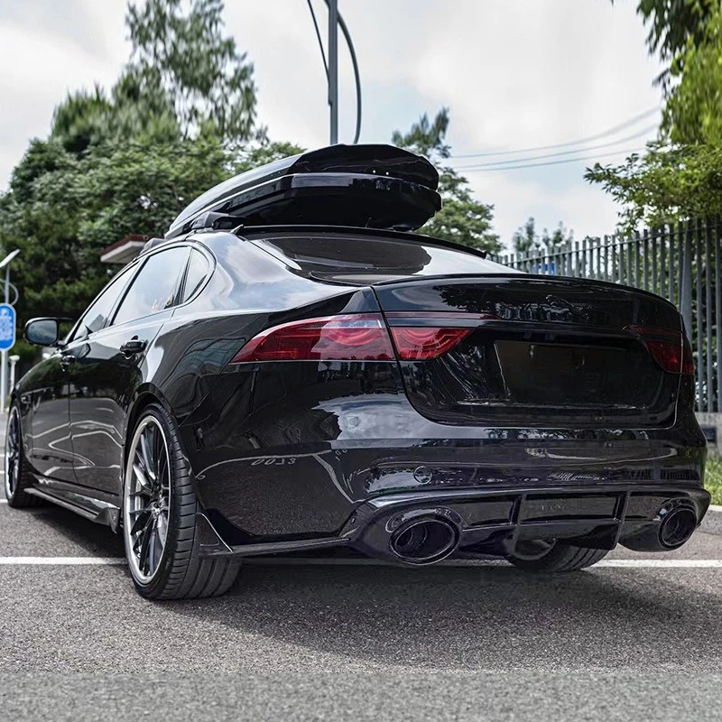 

Suitable For 16-20 Jaguar XF Modified RS Carbon Fiber Rear Lip XFL Rear Spoiler Small Surround Tail Throat Tail