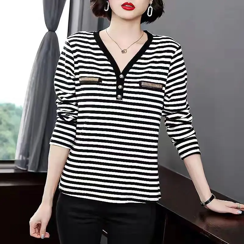 Women\'s Clothing Casual Commute V-Neck Striped Printed T-shirt Fashion Spring Vintage All-match Spliced Long Sleeve Tops Female