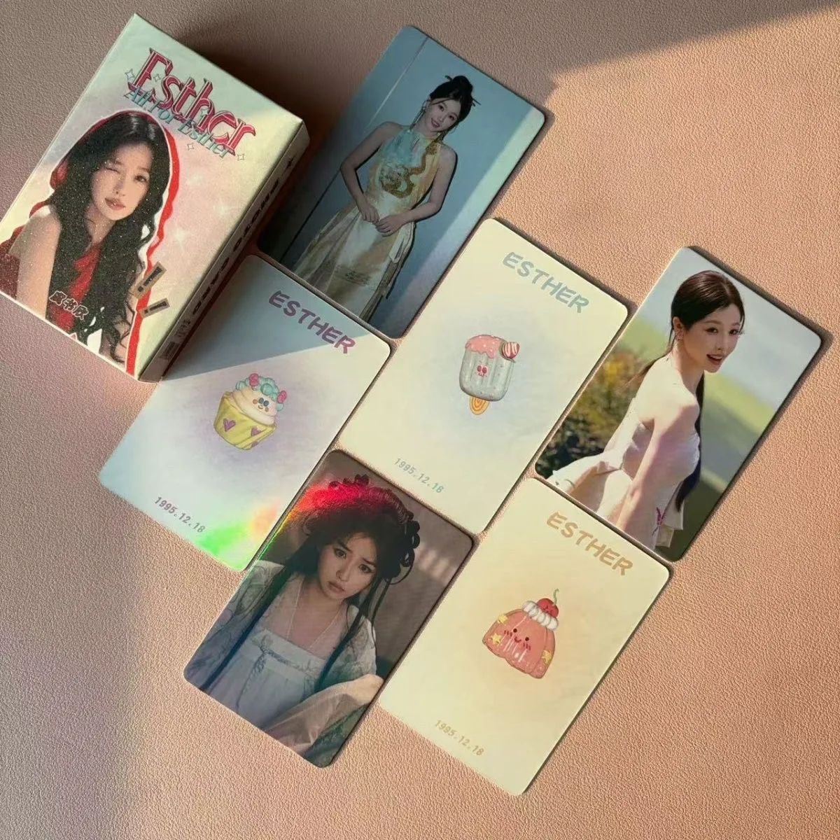 50 pezzi/set Yu Shuxin (Esther Yu) Laser Lomo Card Chinese Idol Photo Card Fans Collection Card