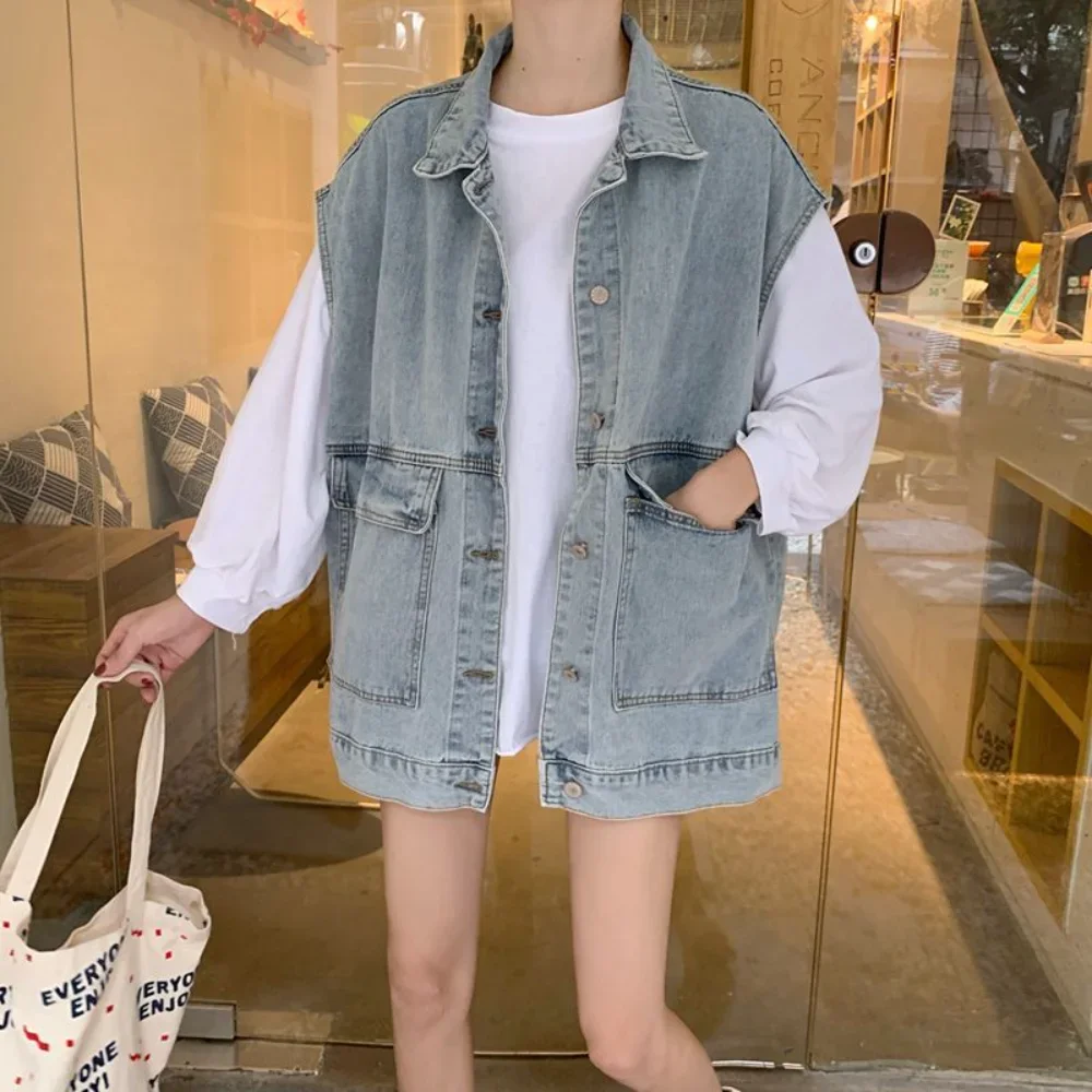 

Fashion Loose Denim Tanks Women Spring Casual Korean Pockets Buttons Vest Sleeveless Denim Jacket Women's Style Baggy Coat
