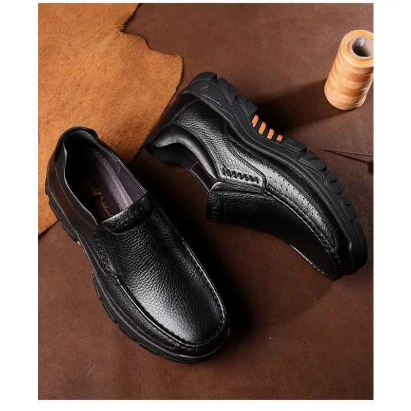 2026 Autumn New Casual Business Shoes Men Soft Bottom Non-slip Lightweight Breathable Cowhide Middle-aged and Elderly Shoe