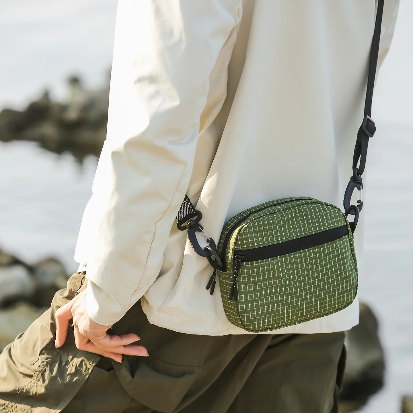 

2026 New Mens Plaid Crossbody Bag Lightweight Mini Backpack Sport Shoulder Phone Purse