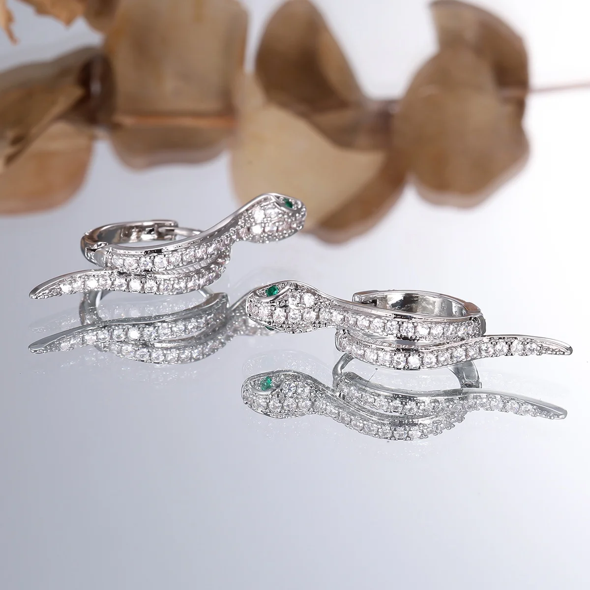 Small Snake Green Full White Zircon New Fashion Hoop Earrings Charm Cute Luxury Female Silver Color Wedding Jewelry For Women