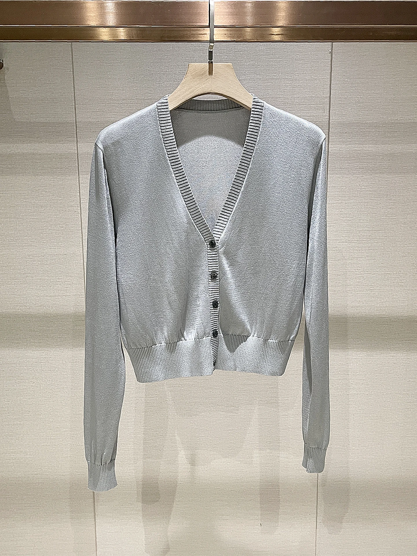 

Ele V-Ne Long Sve вязаный кардиган женский Faion Slim Fit зима 2025 года, повседневный удобный дышащий кардиган на одной пуговице