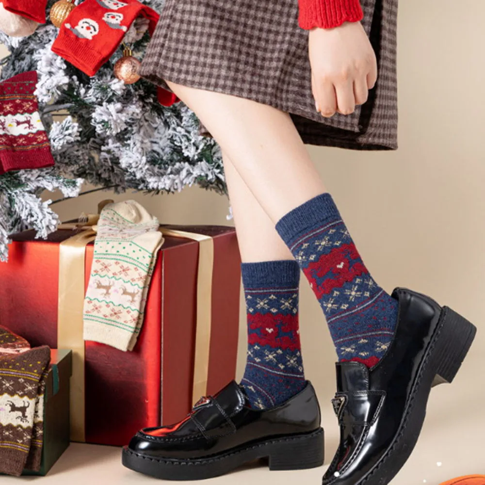 Fashion Patterns Wool Socks On Christmas Stylish Personalized Warming Socks For Winter