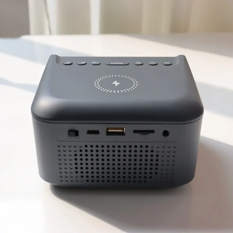 Alto-falante bluetooth de carregamento sem fio hf18w com rádio fm display led despertador 3 em 1 multifuncional reprodutor de música digital hifi