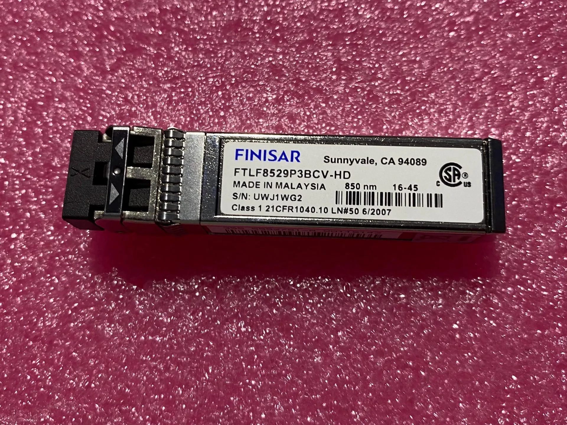 

Hitachi HDS 16GB Optical Fiber/FTLF8529P3BCV-HD/5552781-A SW,4/8/FC Hitachi HDS Storage 16G SFP 850nm 100m