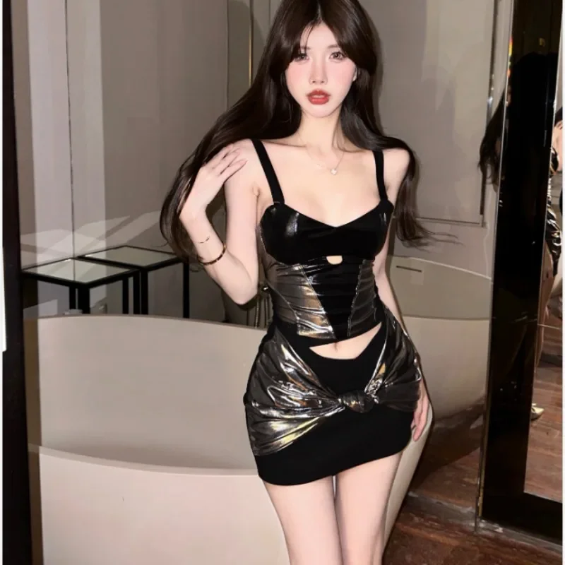 

Мини-женские наряды, короткая одежда для торжественных случаев, роскошные каникулы, 2025 г., новая функция одинаковых женских комплектов из двух юбок