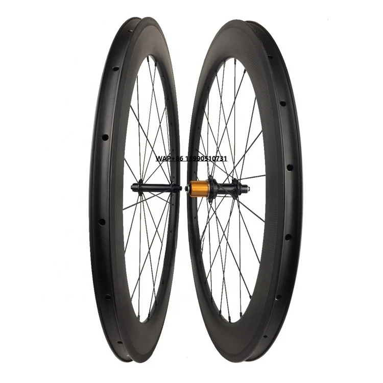 

Ultra Lightweight Smooth Carbon Cycling Wheels 60mm Depth X 25mm Width Road Bike Wheel V Brake Clincher Carbon Wheelset 700c