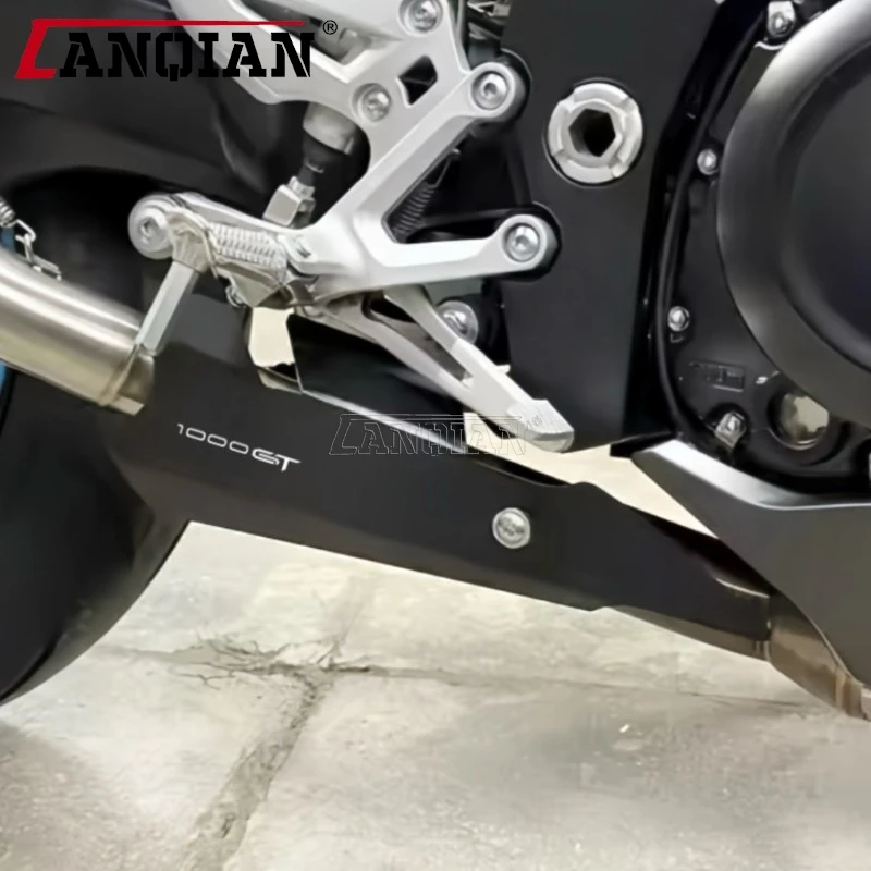 

For Suzuki GSX-S GSXS 1000 GT 1000GT GSX S1000GT 2022-2026 Motorcycle GSXS1000GT Exhaust Pipe Cover Heat Shield Guard Protector