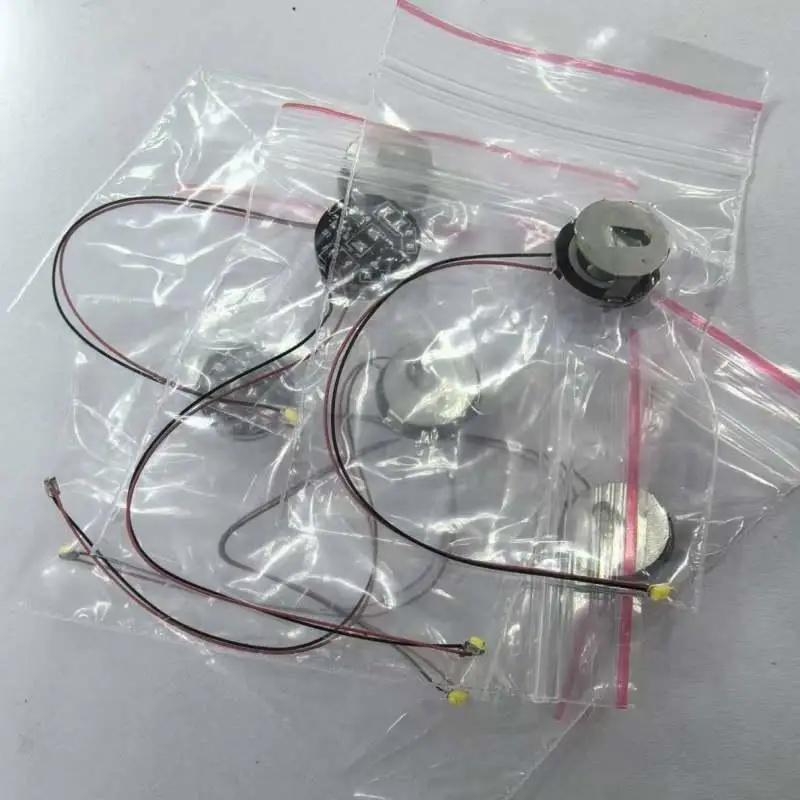 1 pz modello di luce magnetron a led cablato con batteria lampada di controllo magnetico giocattoli per auto fai da te illuminazione creazione di materiali diorama parti