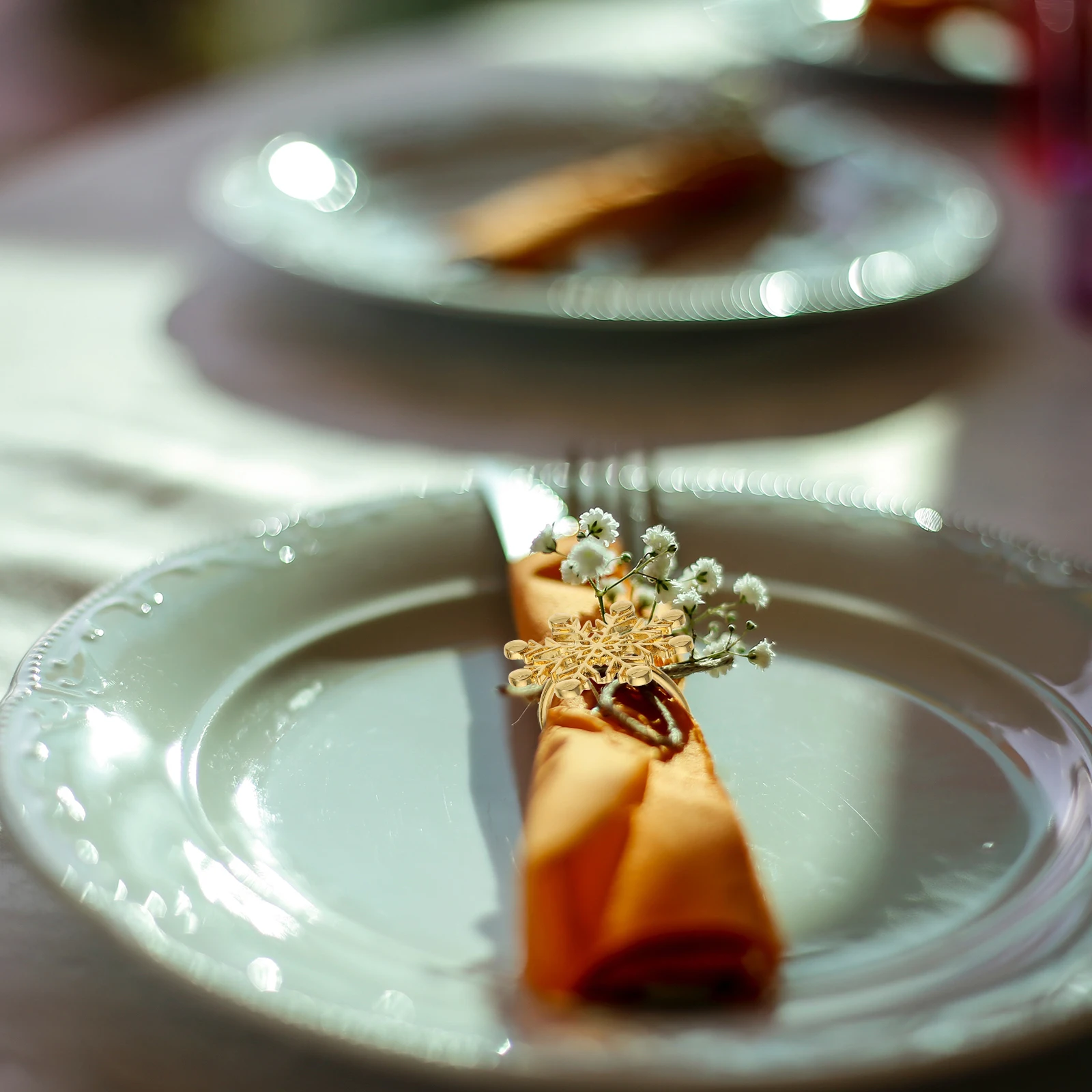 

6Pcs Napkin Ring Christmas Golden Dining Table Decorations for Holiday Party Hotel Restaurant Use Christmas Napkin Buckle