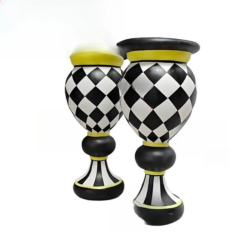 FRP large geometric pattern flower pot, decorative flower ware at the entrance of shopping malls and hotels