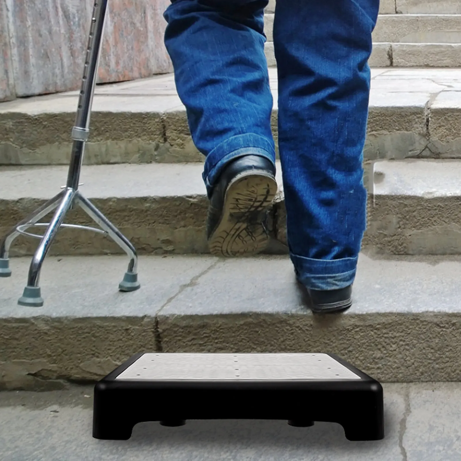 

Non-Slip Outdoor Indoor Step Stool for Elderly Adults PP Plastic Anti-Slip Step Platform Wide Stable Footrest for Bathroom Bed