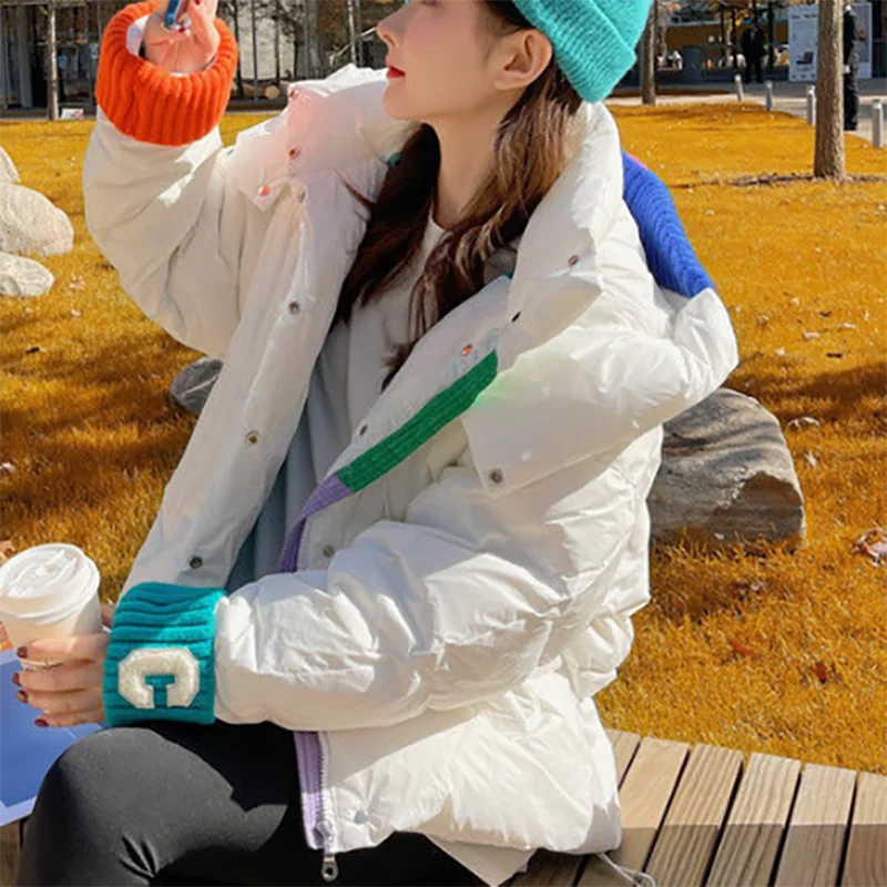 Chaqueta de algodón con capucha para mujer, parka corta holgada con letras de colores de retales, abrigo de pan grueso Vintage elegante, moda de invierno