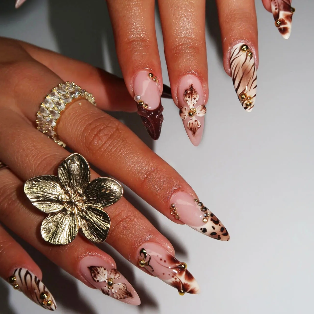 Medium long fake nails for wimen girls 3D embossed flowers with metal beads coffee brown almond nail tips press on false nail