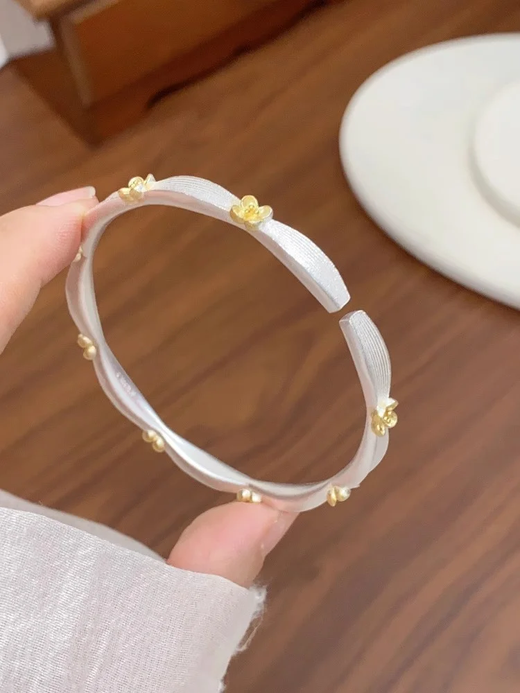 

Женский браслет из стерлингового серебра S999, простой и стильный позолоченный открытый браслет, элегантный элитный ювелирный подарок