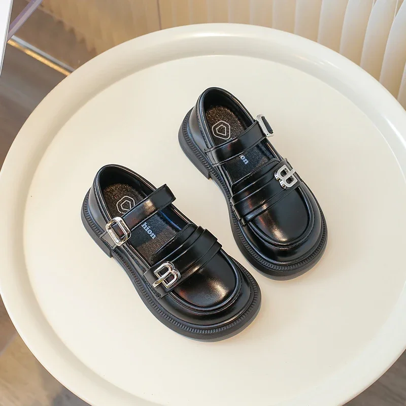 2024 primavera nero scuola ragazza scarpe moda Versatile stile coreano bambini principessa vestito scarpe singole causale bambini Mary Janes