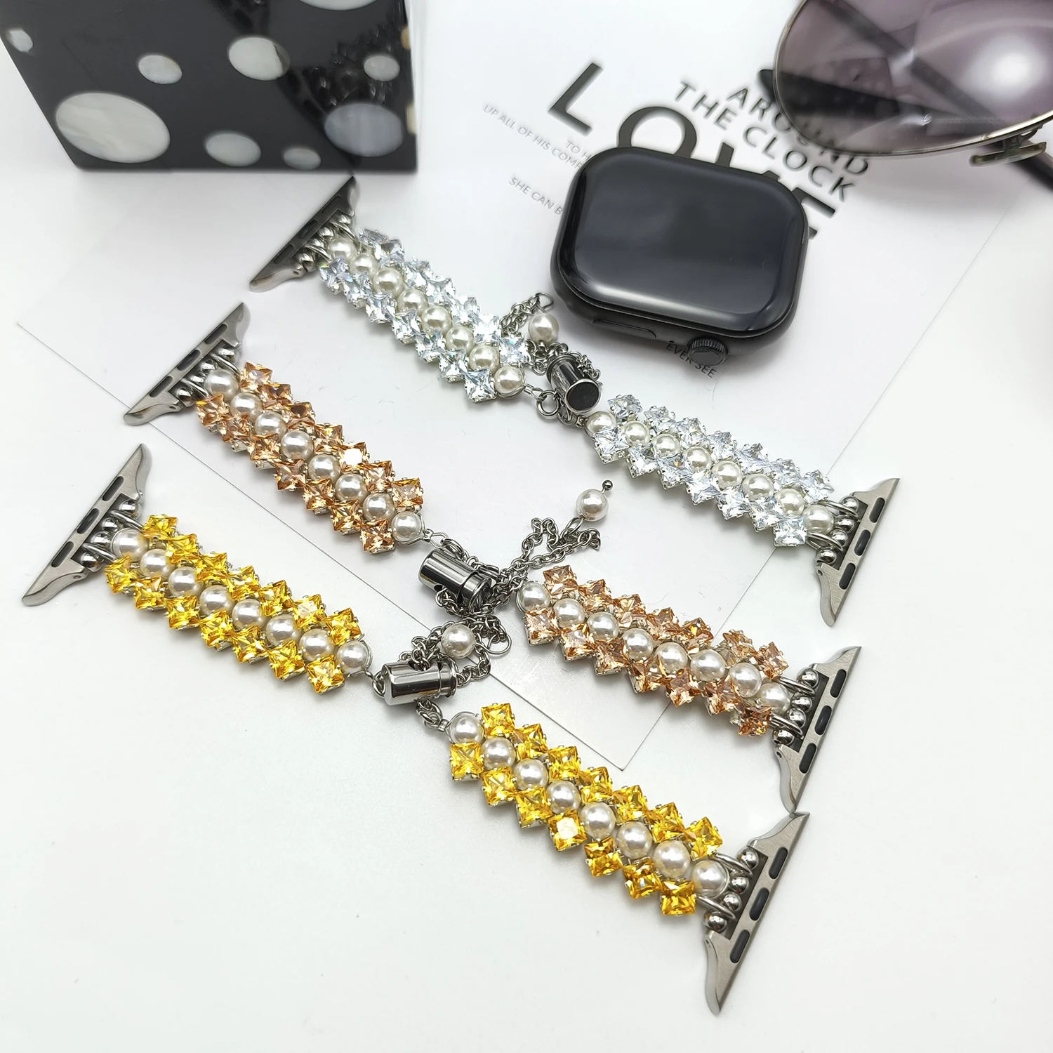

Sparkling luxury diamond pearl strap for Apple Watch 46/45/44/42/41-38mm female wristband for IWatch series Ultra 49mm S11 S10