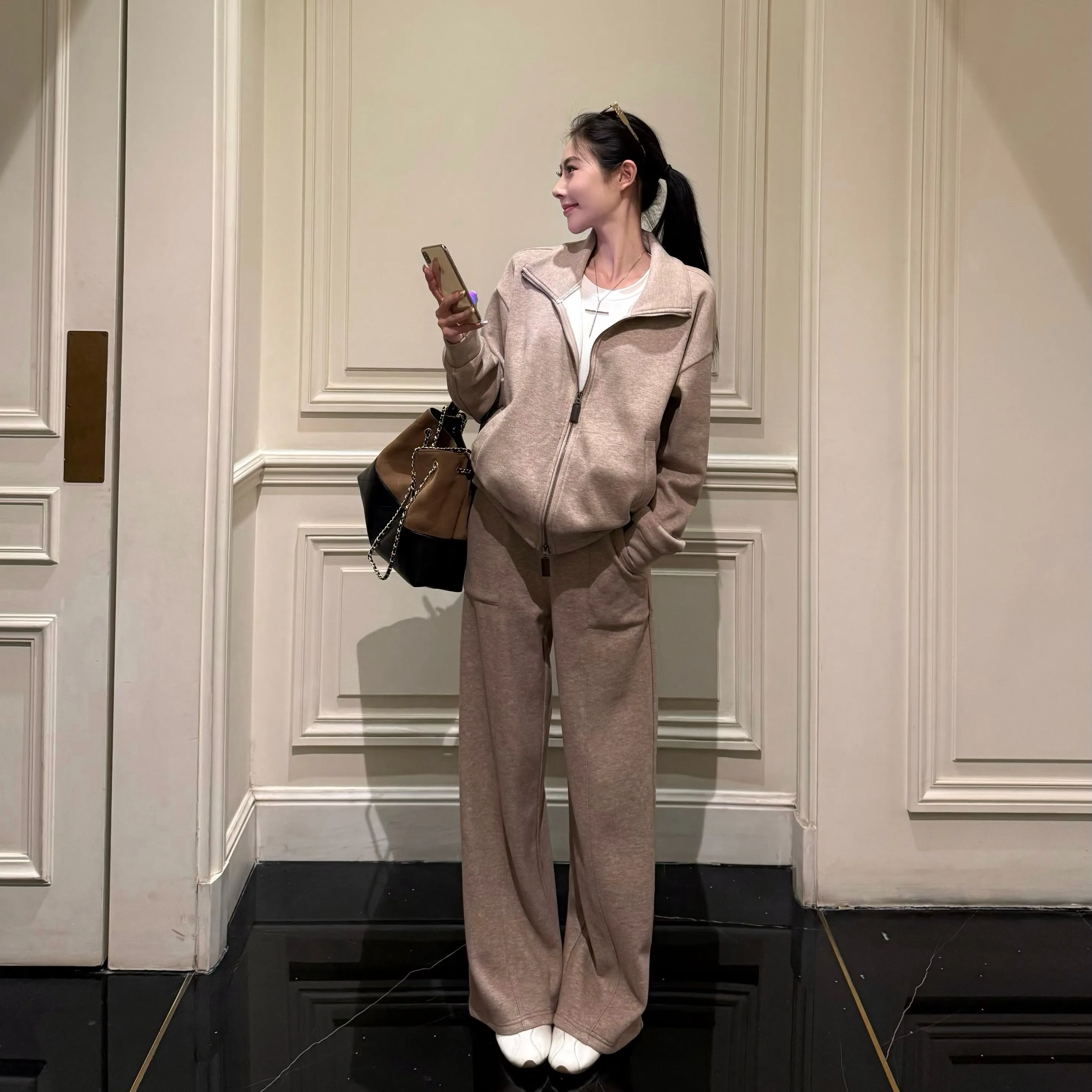 Autumn Winter Thiened Soft Comfortable Women's Outerwear Loose Wide Leg Pants Set Chic Casual Loose Fit Two Piece Suit