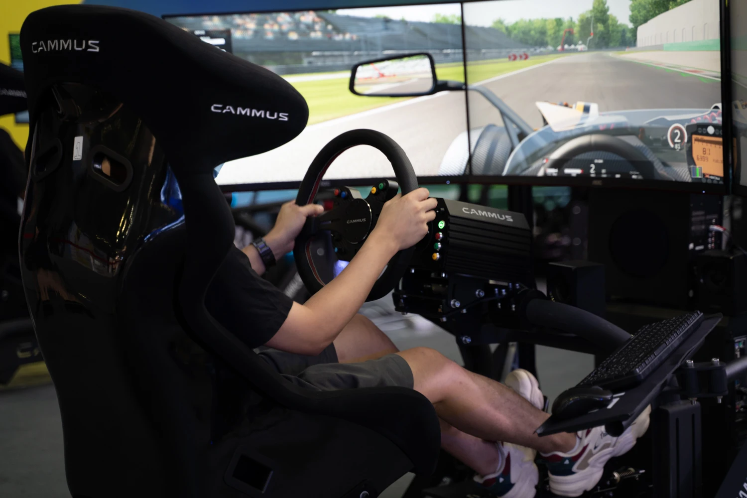 Racing emulator full indoor imitation real experience home competitive racing game