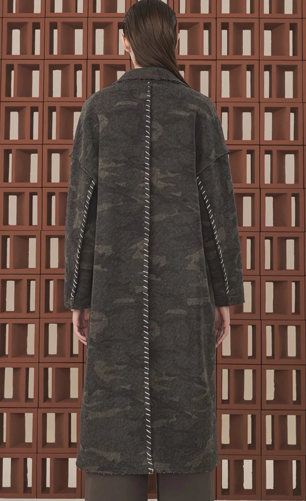2026 European, American and Spanish original single contrasting jacquard large lapel loose long coat jacket for women