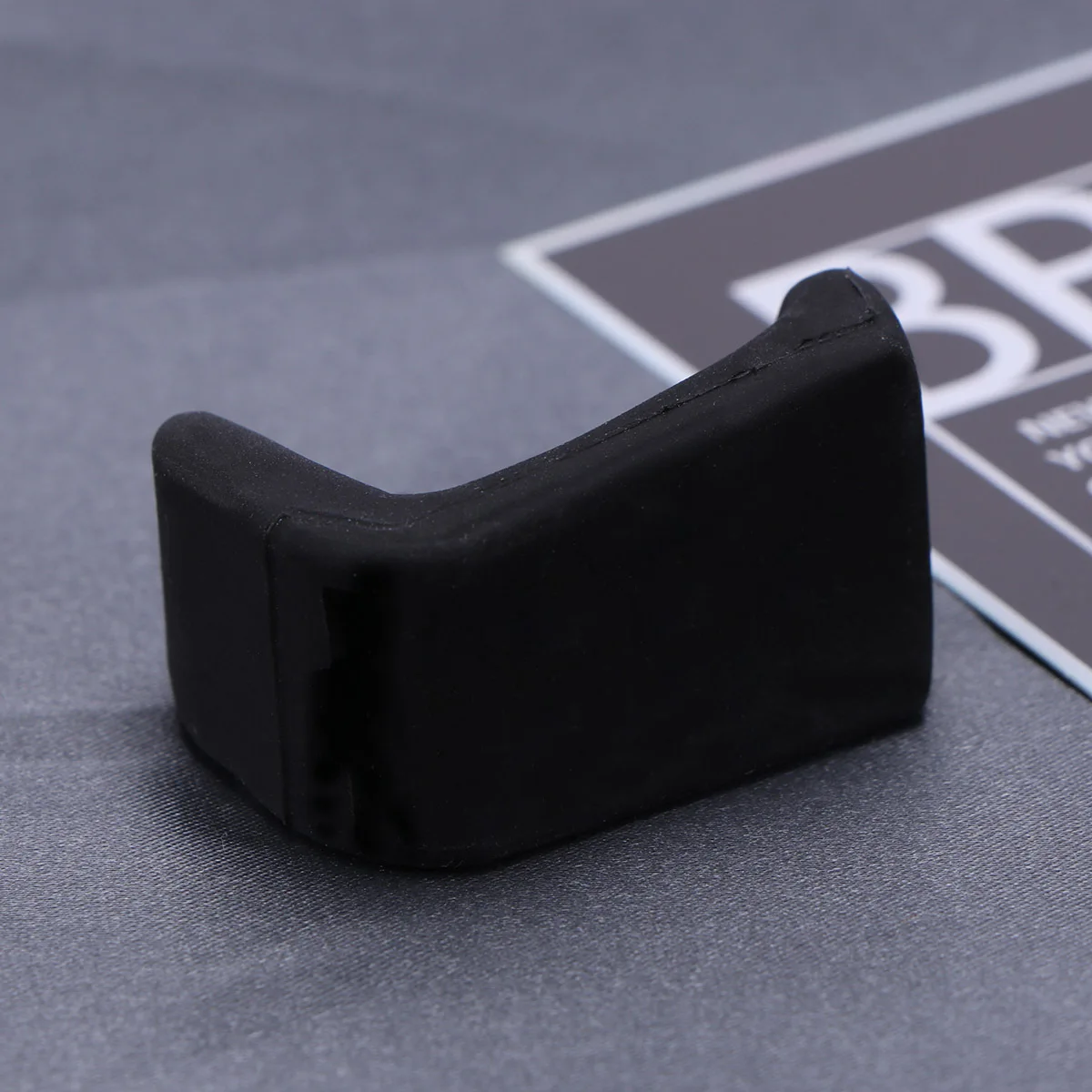 

Oboe Clarinet Thumb Rest Rubber Tear Resistant Non Slip Gel Cushion Ergonomic Protects Hands Long Play Clarinet Oboe Accessories