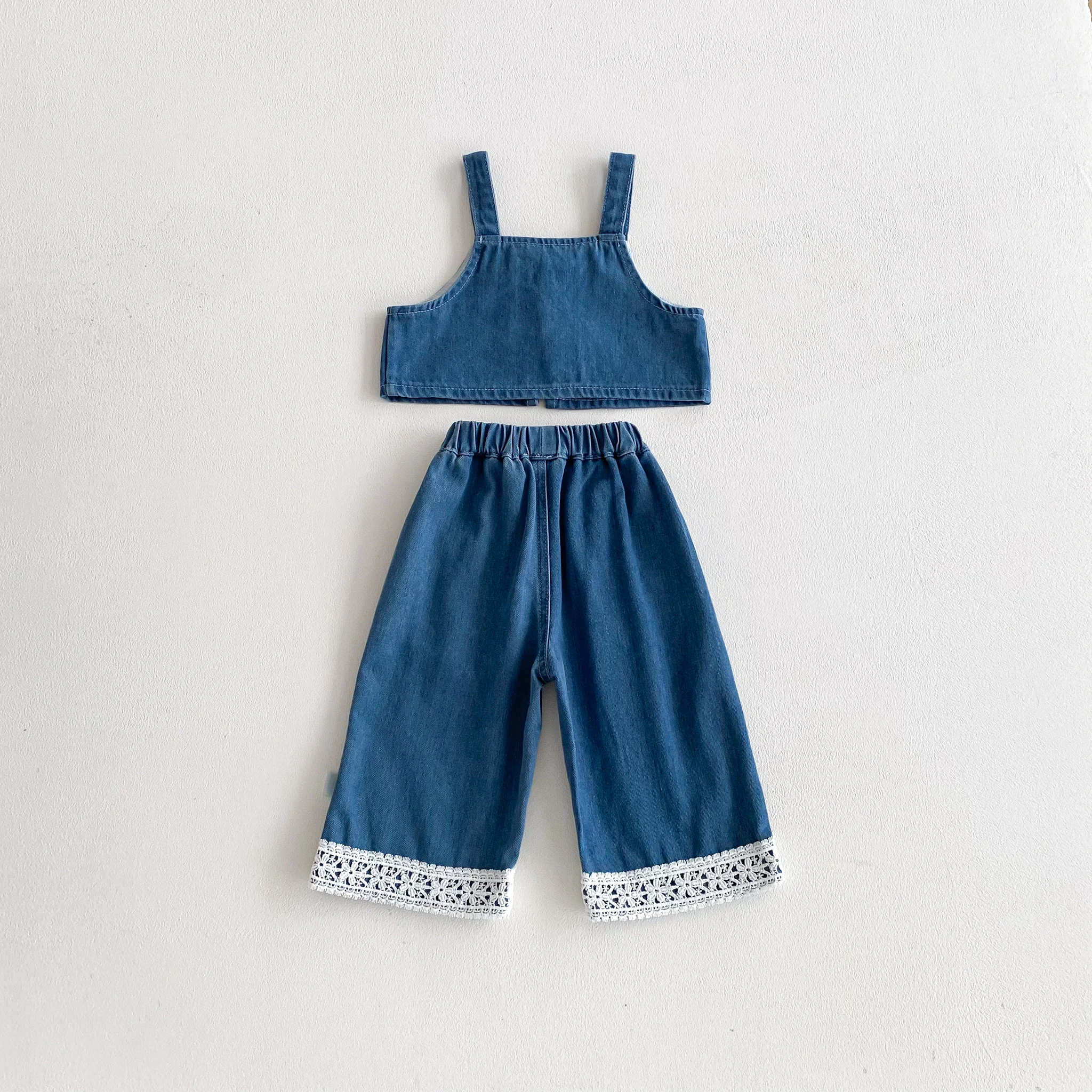New Style Baby Girl's Korean Version Denim Vest with Bowknot and Lace-Bottom Straight Pants Set