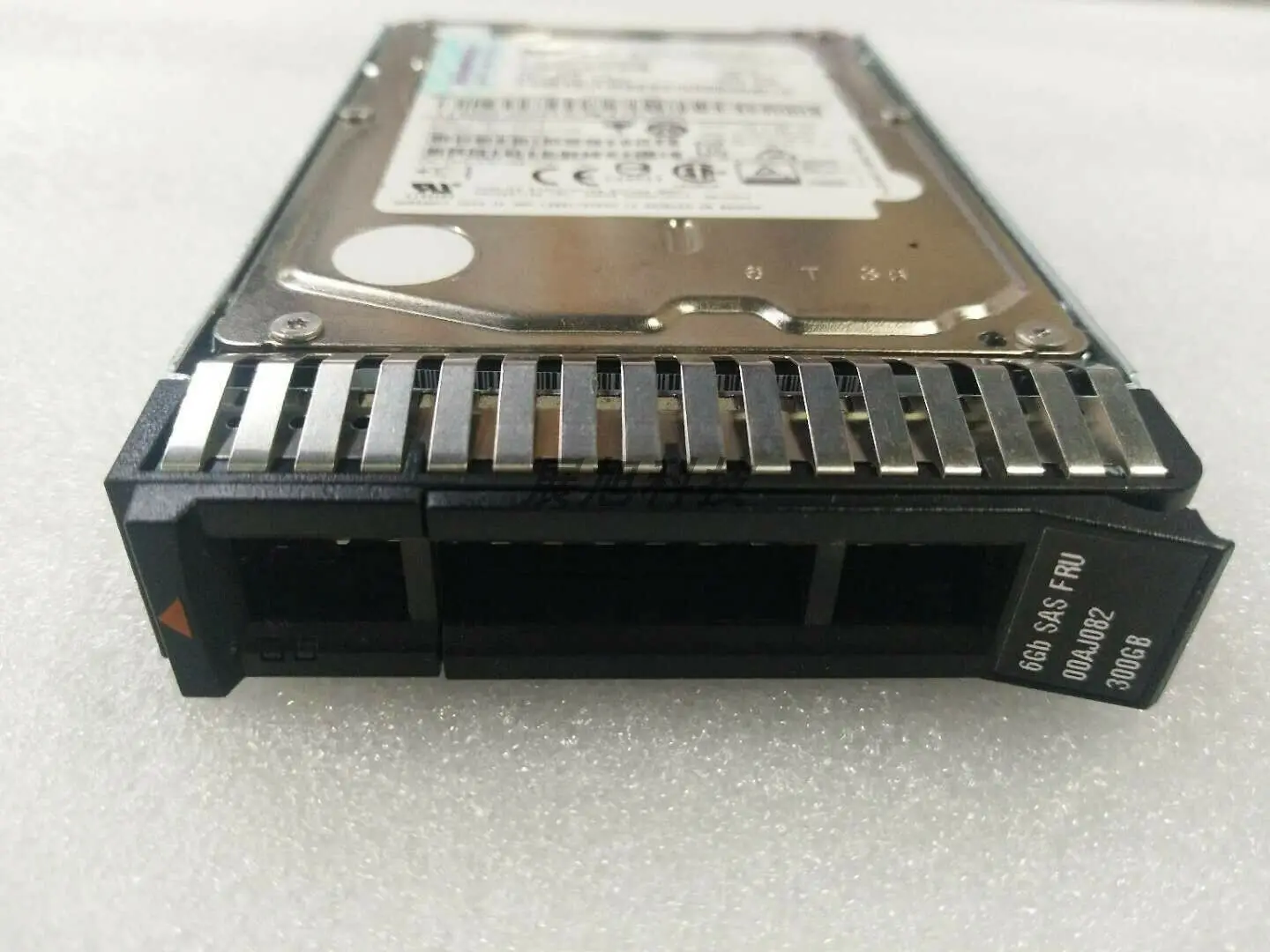 FOR IBM 00AJ081 00AJ082 00AJ085 300GB 15K 6GBPS SAS 2.5