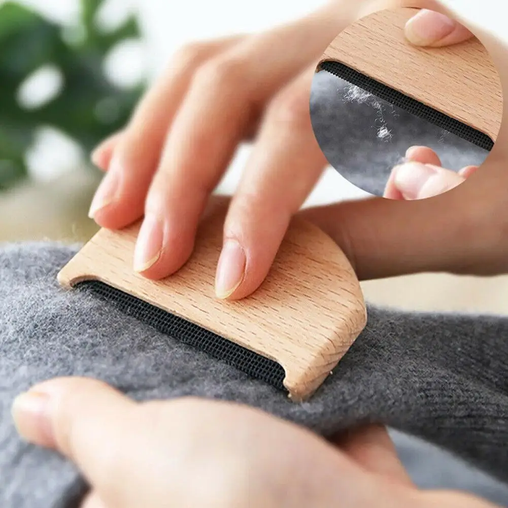 

Wooden Epilator Sweater Clothes Shaver Fabric Clothes Sweater Lint Removers Manual Portable Wooden Lint Trimmer Comb Shaver