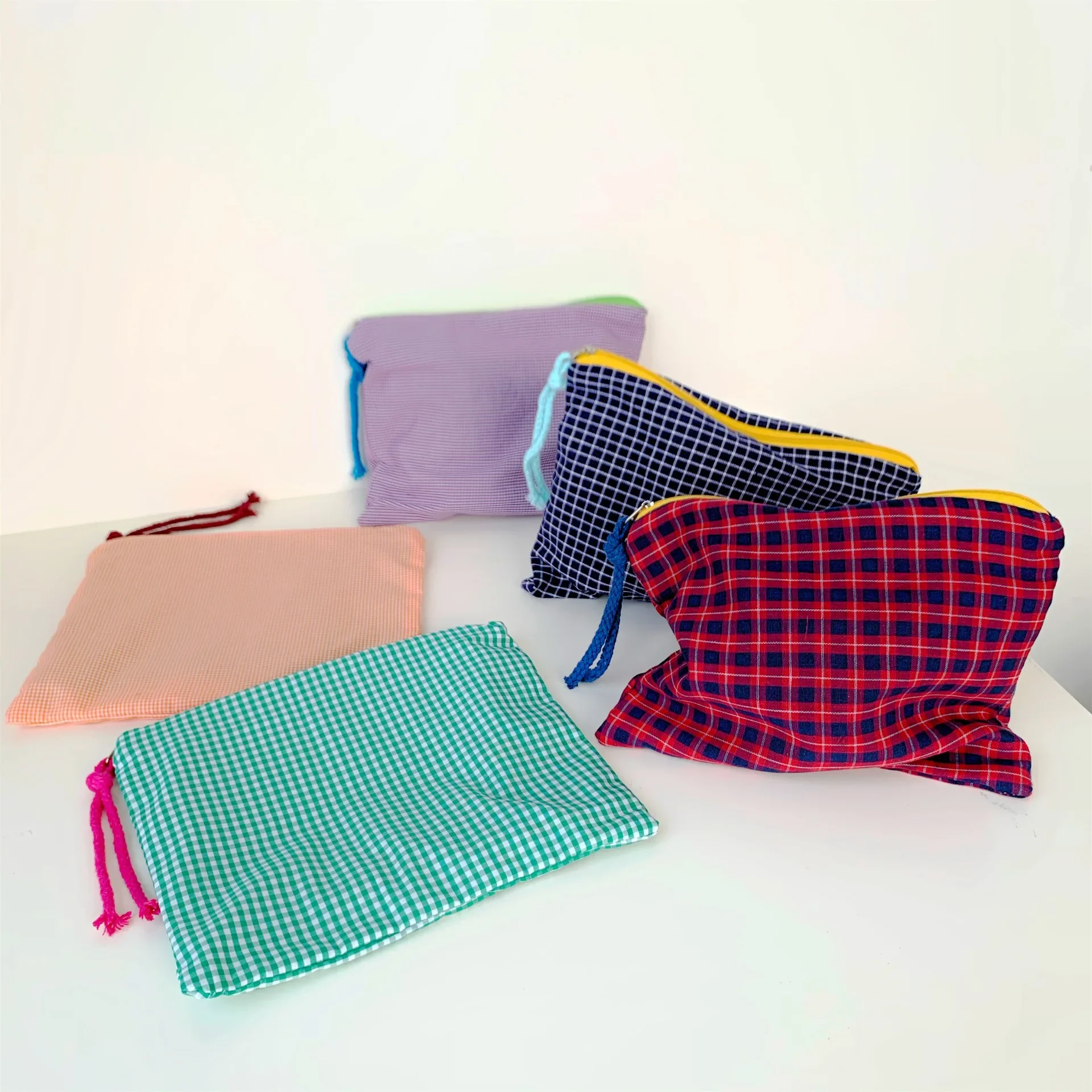 Fashion Plaid Cosmetic Bag Cotton Fabric Women Travel Make Up Bags Zipper Pouch Japan Style Female Toiletry Wash Bag 2021 New