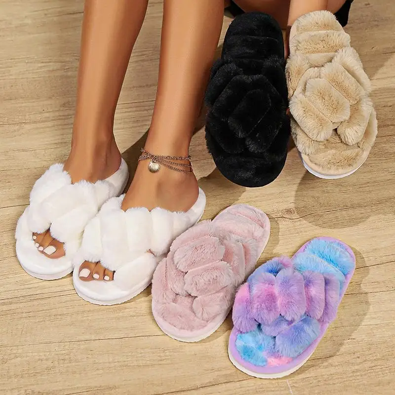 رقيق النعال النساء منزل 2025 أحذية مصممين فاخرة السيدات المنزل الشقق عادية أنيقة أفخم لينة موضة الأحذية الساخن شعبية