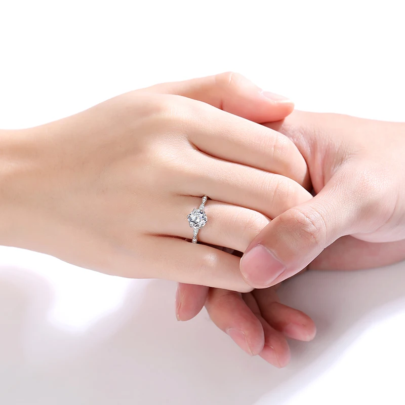 S925 Silver D Color Moissanite Ring Women Classic Six Claws Zircons Diamond Simplicity Engagement Wedding Finger Jewelry Gift